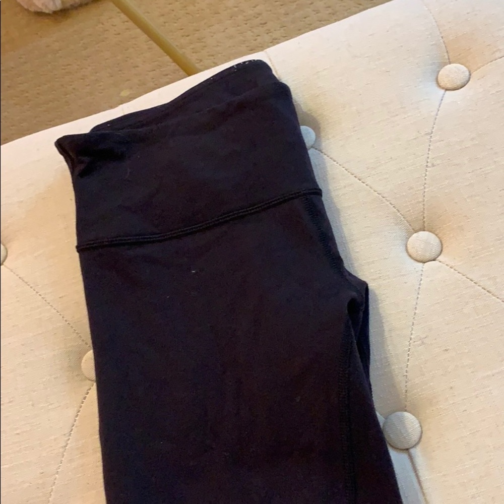 black lulu lemon leggings